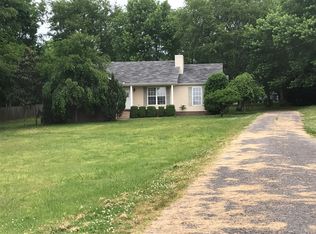 1097 Trice Rd, Lebanon, TN 37087