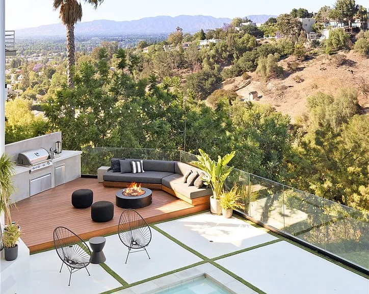 3656 Avenida Del Sol — Photo 3