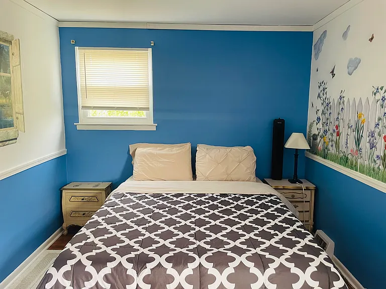 8831 Macon St — Photo 18