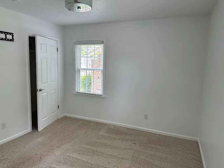 859 Goldrock Rd — Photo 7