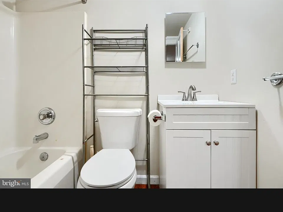 359 Old Bayview Rd #1