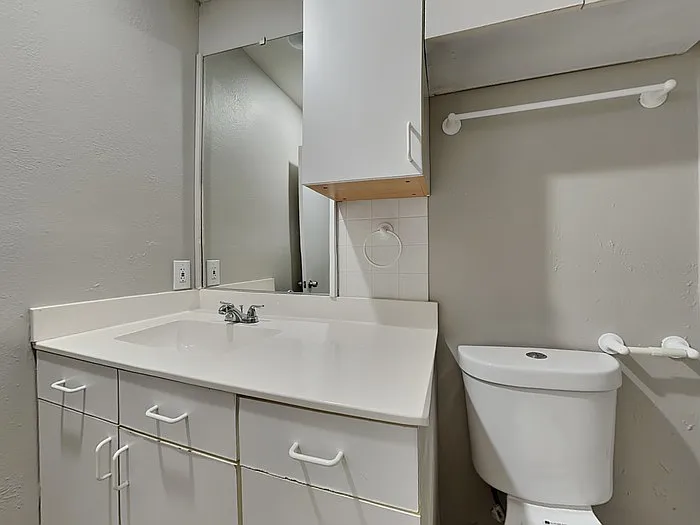 446 Thistle Dr — Photo 19