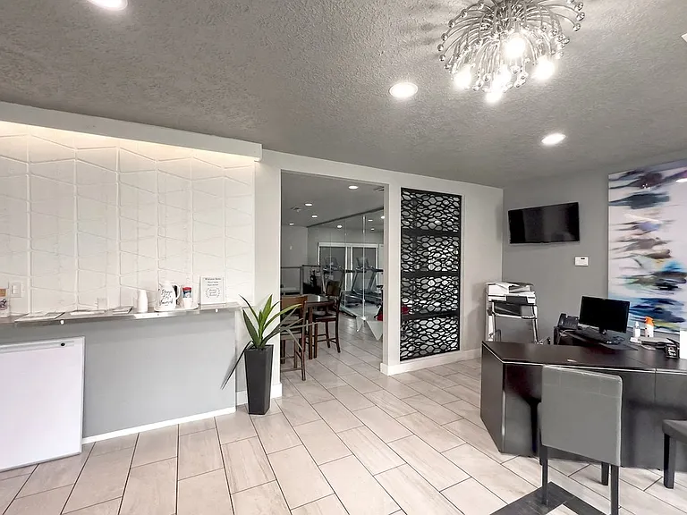 Crosby at Westchase Apartments — Photo 10