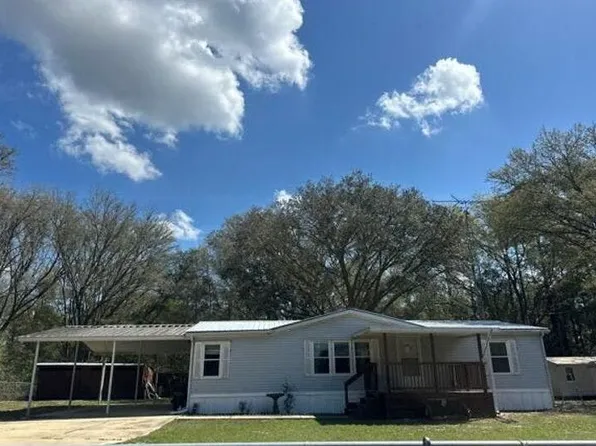 726 Guy Ave, Interlachen, FL 32148