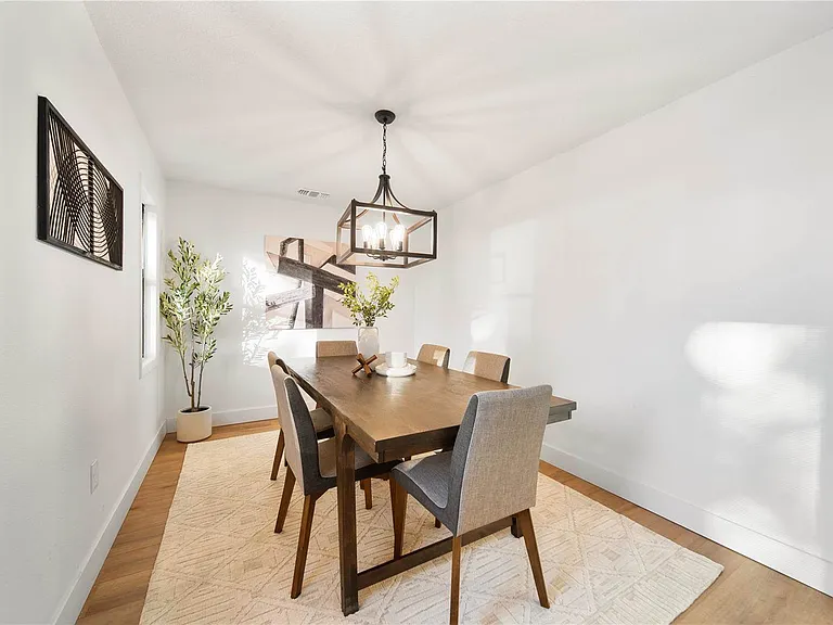896 Talmadge Ave SE — Photo 12