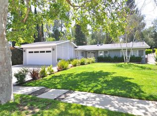 24210 Mariano St, Woodland Hills, CA 91367