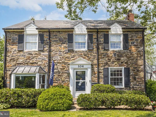 104 Lowrys Ln, Bryn Mawr, PA 19010