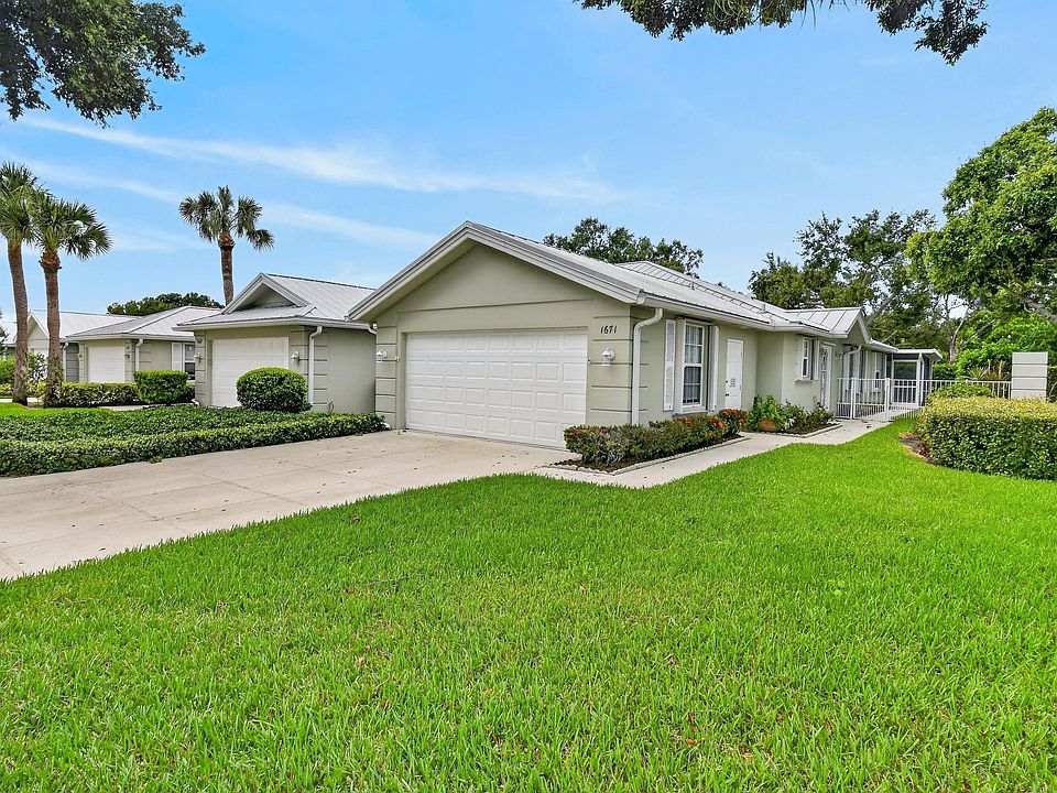 1st image of 1671 SW WATERFALL Boulevard