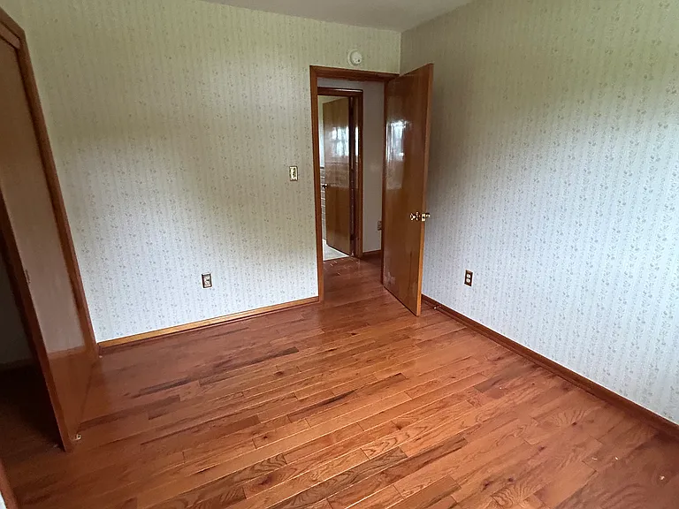 55 Wenrich Ave — Photo 14