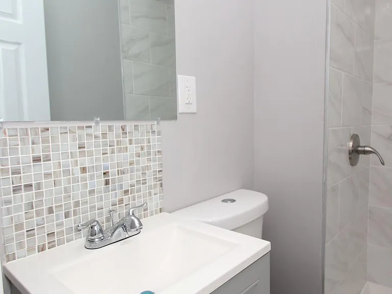 882 N Fallon St — Photo 17