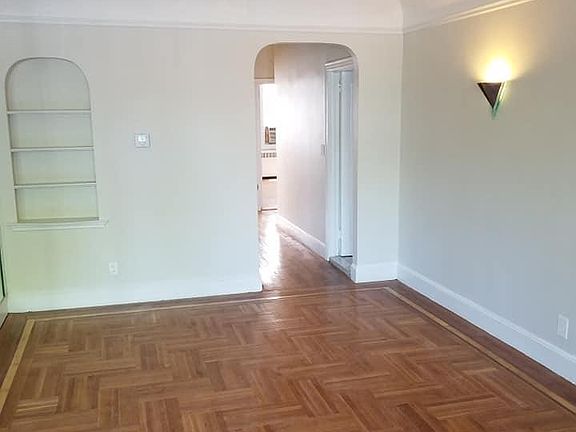 3rd image of 5102 Avenue K #1