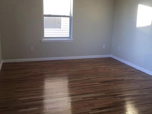 2nd image of 12 Halleck St #2