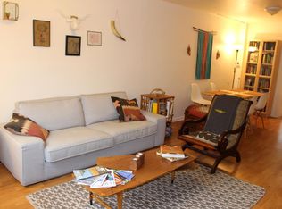 806 Sears St, Philadelphia, PA 19147
