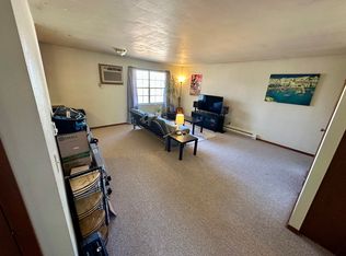 400 N Westridge Dr #D4, Carbondale, IL 62901