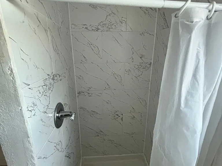 1723 Oak Knoll Dr #6 — Photo 15