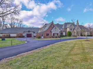 8835 Spooky Hollow Rd, Cincinnati, OH 45242