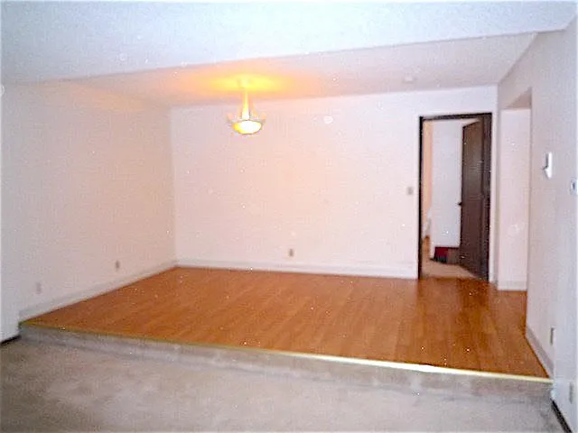 587 E Dowling Rd #42 — Photo 8