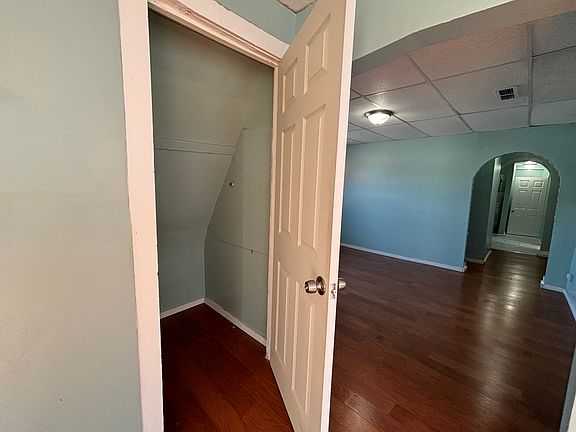 2nd image of 397 East St