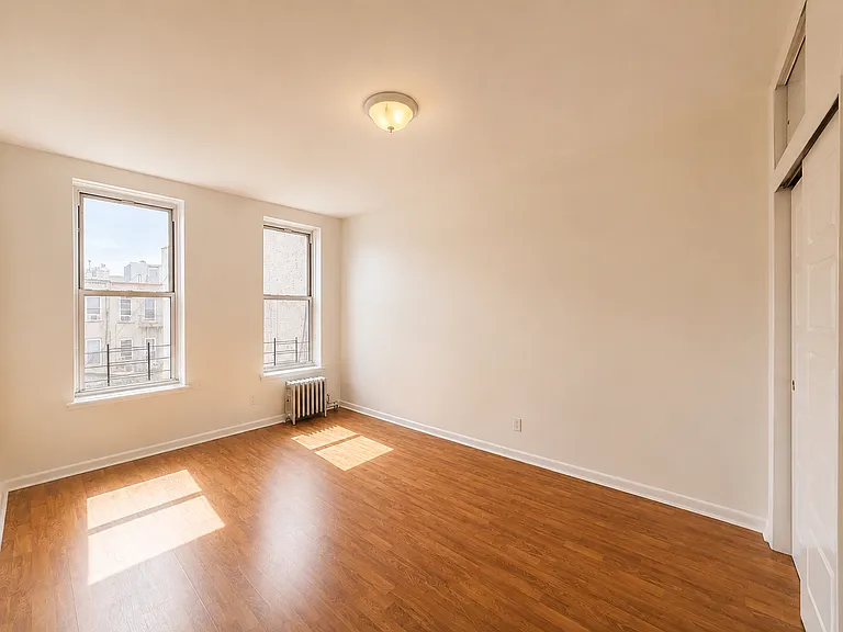 5802 Myrtle Ave #3A — Photo 9