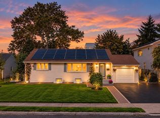 10 Homestead Rd, Elmwood Park, NJ 07407