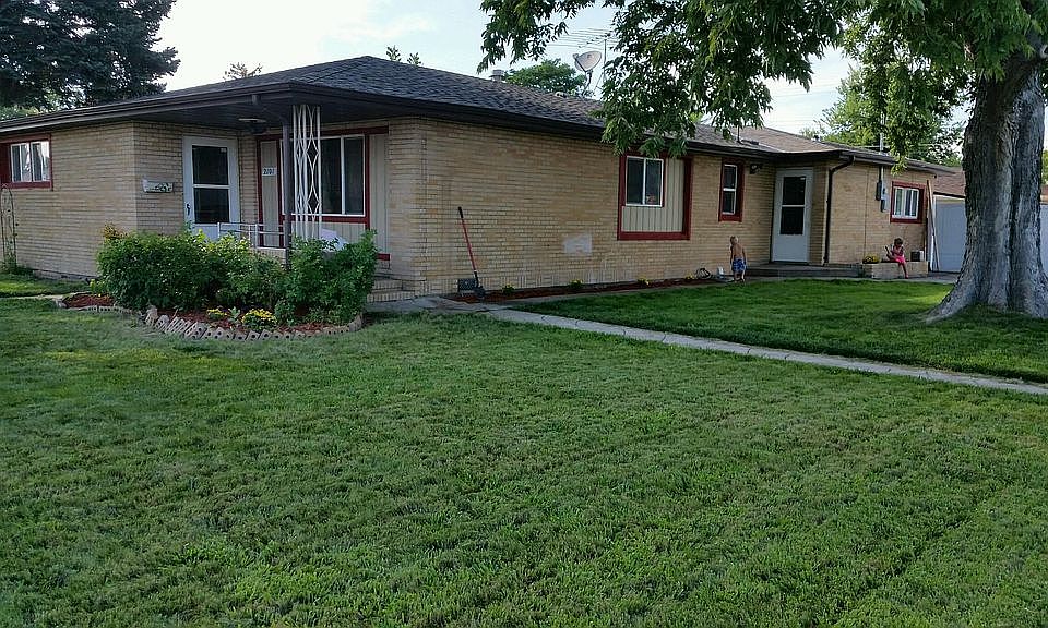 1st image of 2101 Anna Ave