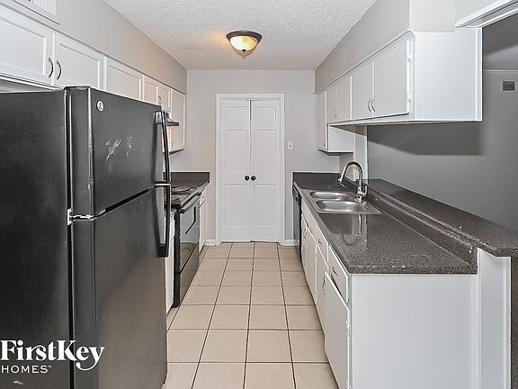 5th image of 3148 Glen Echo Dr