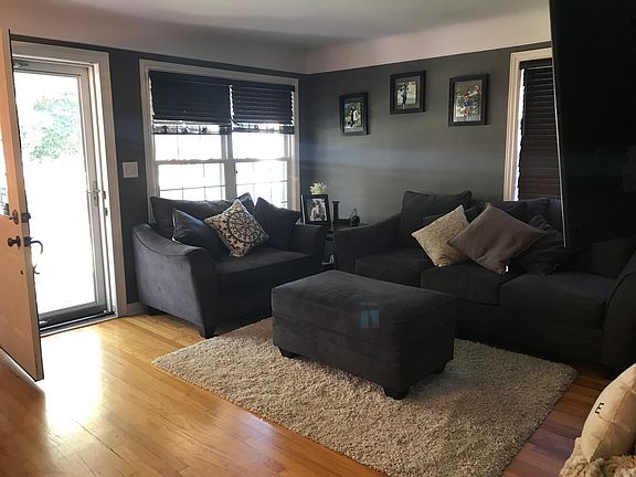 5th image of 14852 Arlington Ave