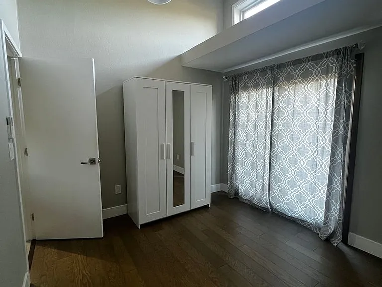 2 bed/2 bath charming TINY house in Concord — Photo 19