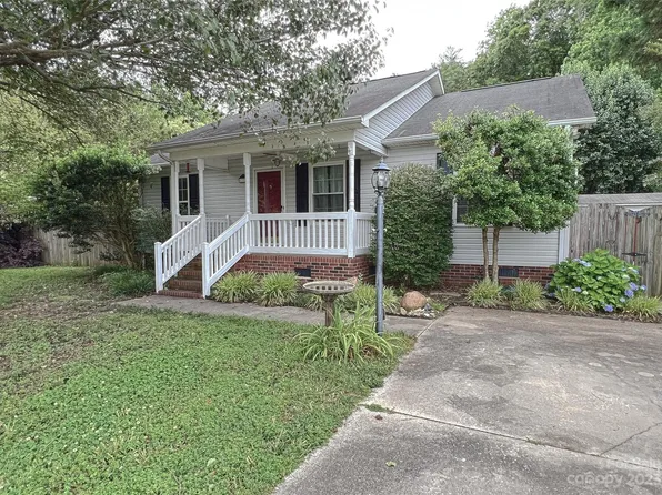 1333 Pump Station Rd, Kannapolis, NC 28081