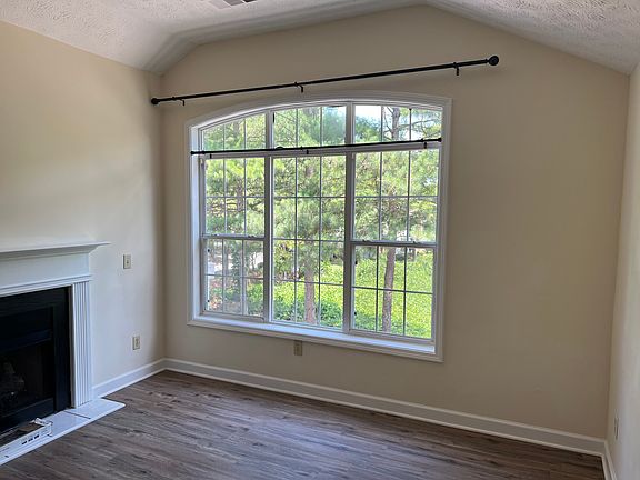 5th image of 4387 Orchard Park Ct #4387