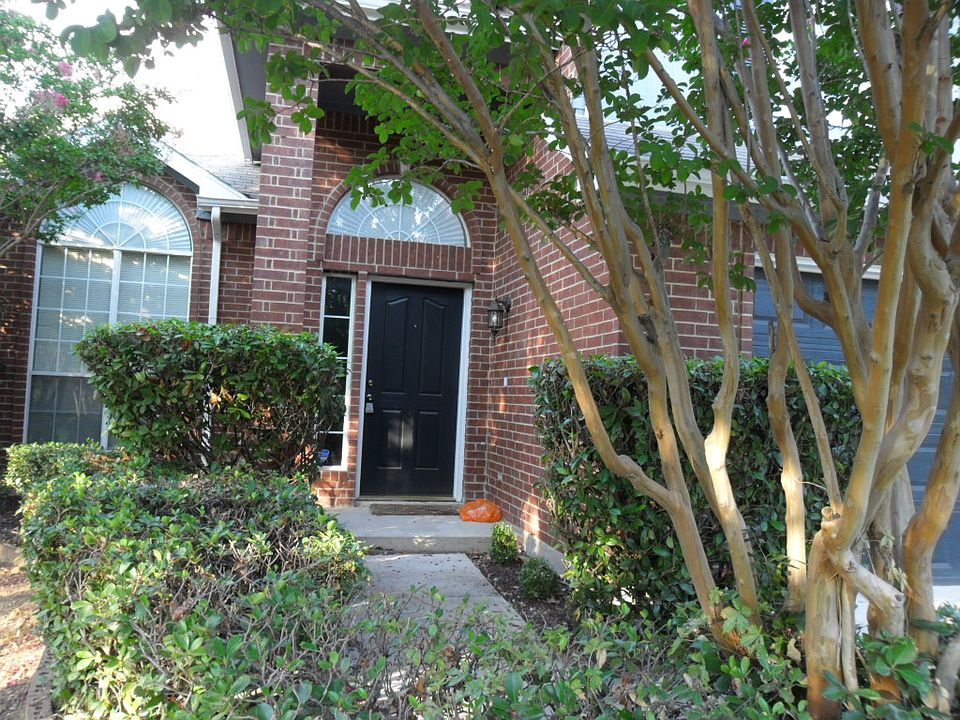 1st image of 1122 Belmont Dr
