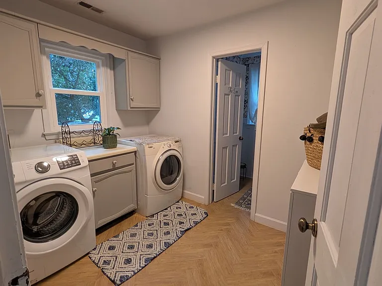 5240 Albright Dr — Photo 11