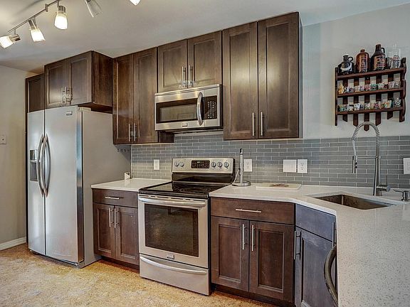 5th image of 730 N.  Summit Blvd ##211