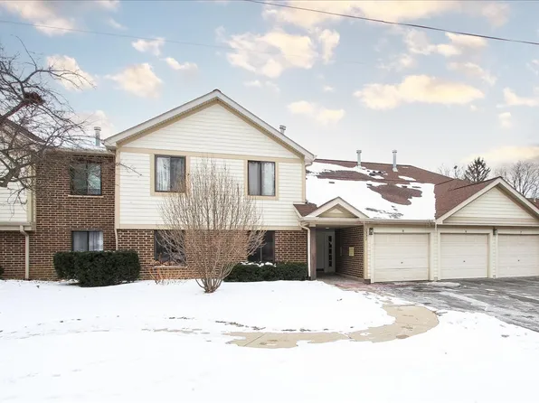 2332 N Old Hicks Rd Unit 8, Palatine, IL 60074