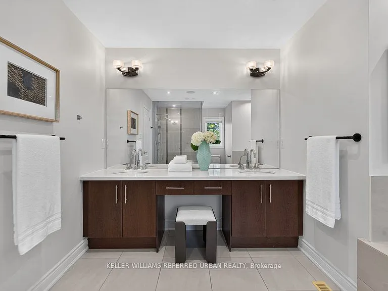233 Finch Ave E — Photo 31