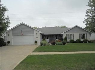 1060 Tremont St, Bourbonnais, IL 60914