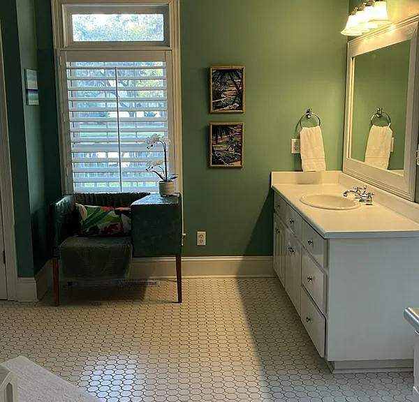 4876 Sunbury Rd — Photo 10