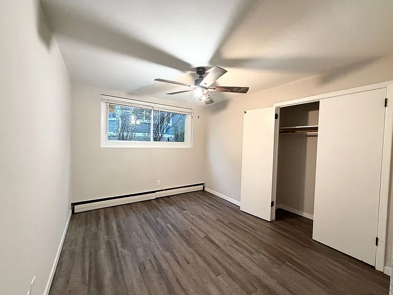 Powderhorn Park Apartments — Photo 24