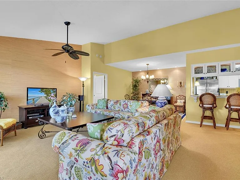780 Willowbrook Dr #707 — Photo 6