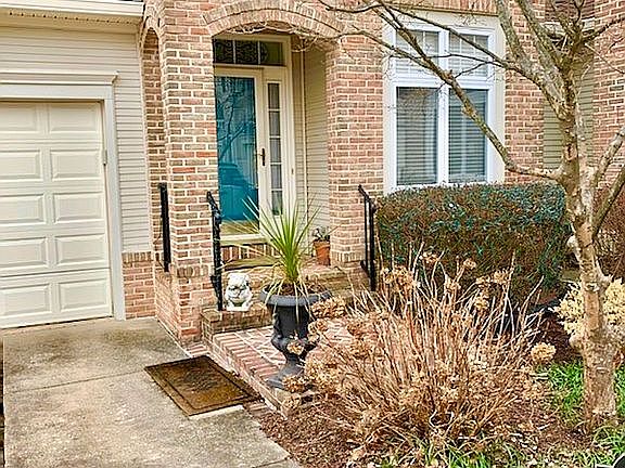 Largest Unit in Neighborhood