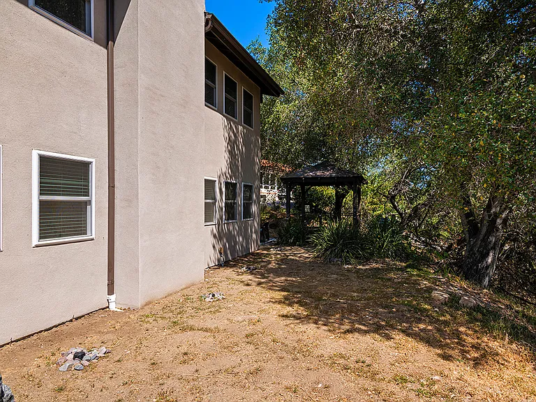 885 Eldorado Dr — Photo 44
