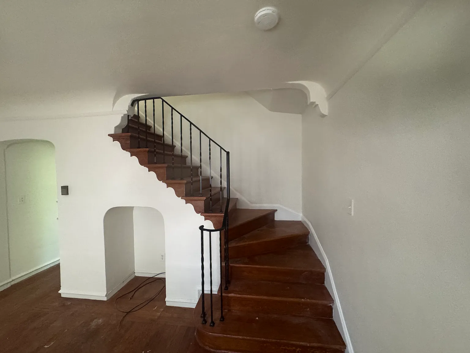 1 bed, 700 sqft, $1,550 — Photo 3