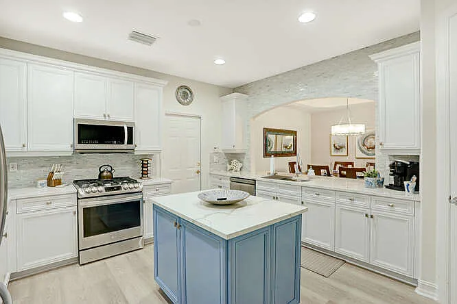 2847 Tiburon Blvd E #101-1 — Photo 42