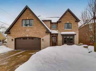 252 W Grantley Ave, Elmhurst, IL