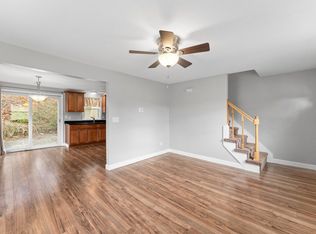 2 Juniper Ln, Lincoln, RI 02865