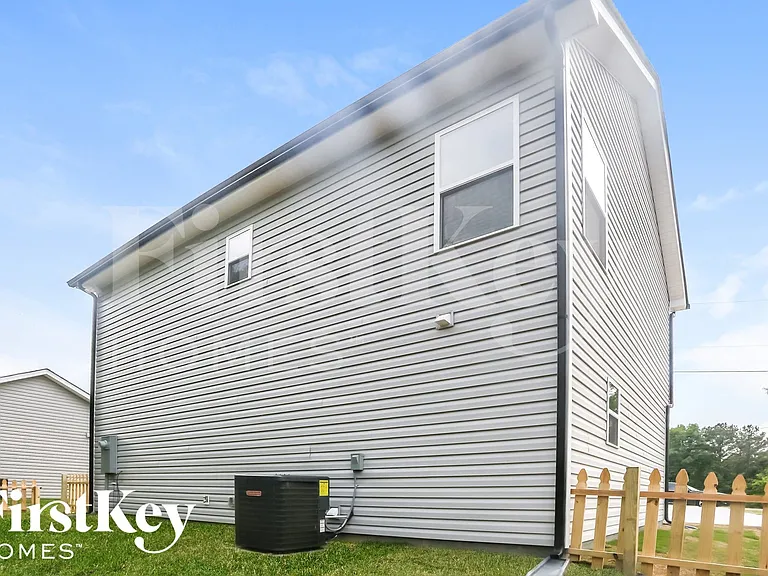 2519 No Mans Ave — Photo 12