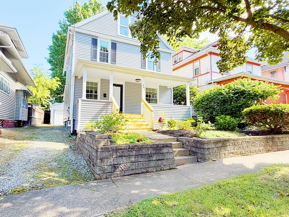 947 Jefferson Ave