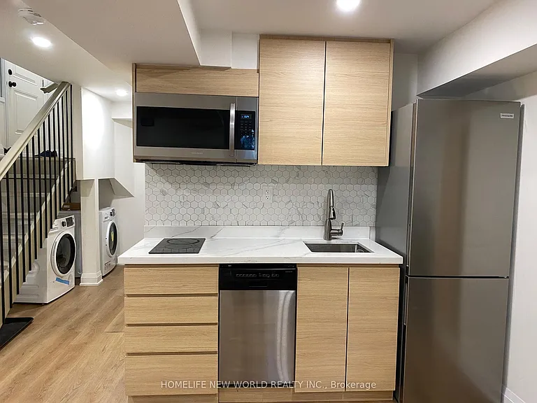 92 Seaton St #B — Photo 5