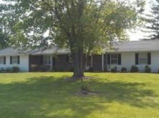 1569 N State Route 1, Watseka, IL 60970