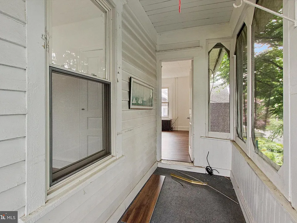 313 Dartmouth Ave